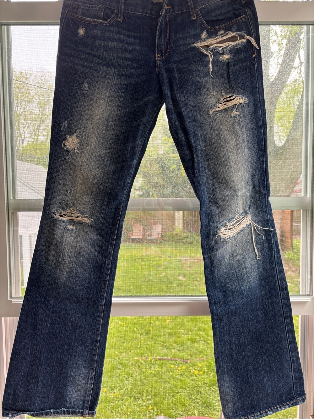 Abercrombie & Fitch Distressed Dark Blue Women’s Jeans